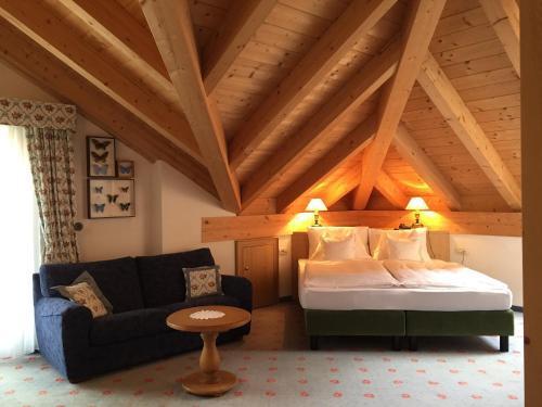 Table Hotel 3*
