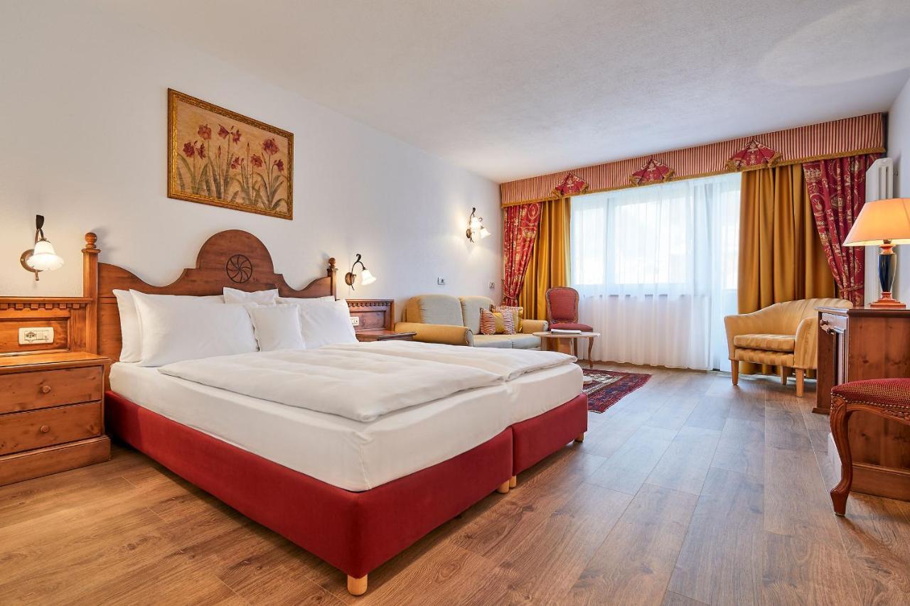 Table Hotel Corvara In Badia